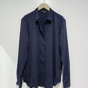 Uniqlo Blouse in Navy Blue and White Stripes